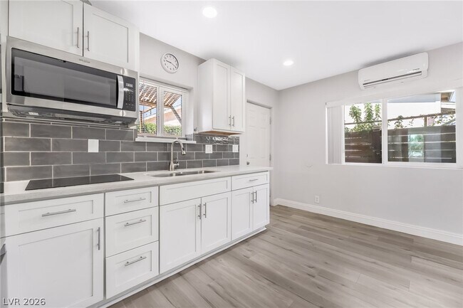 Building Photo - 5149 Poncho Cir