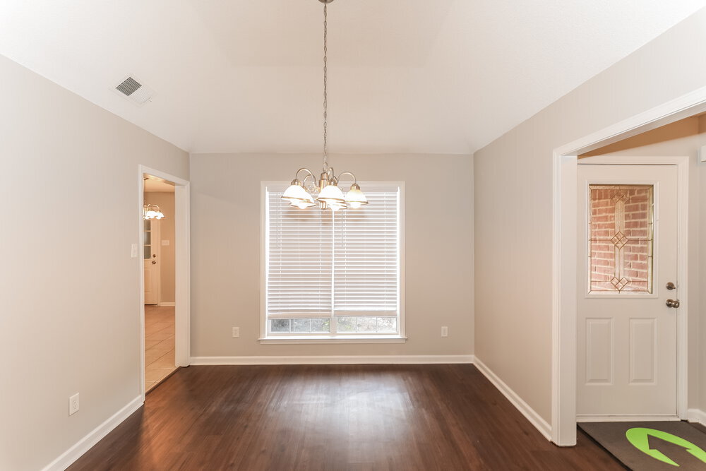 Building Photo - 3448 Pendulum Dr E