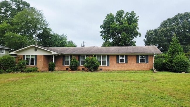 Primary Photo - This home has tons of potential, yep it ne...