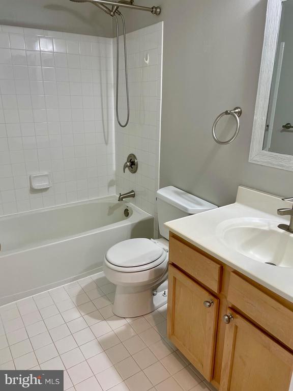 Building Photo - 6058 Signal Flame Ct