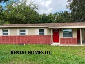 Building Photo - Four Bedroom Home, Walking Distance to New Sun Rail, City Hall & Lake Mary Elementary