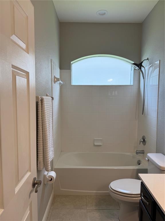 Building Photo - 5829 Valentino Way