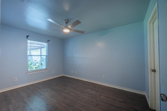 Building Photo - 5617 St Luke Blvd