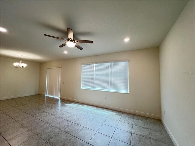 Building Photo - 2746 Sanctuary Dr