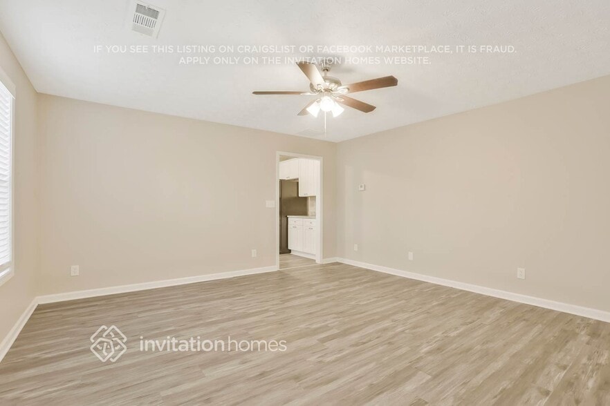 Building Photo - 3422 Kittery Dr SW