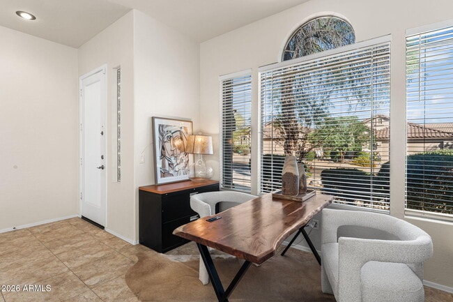 Building Photo - 10318 E Tierra Buena Ln