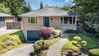 Building Photo - 4bd/1.75ba Seattle House