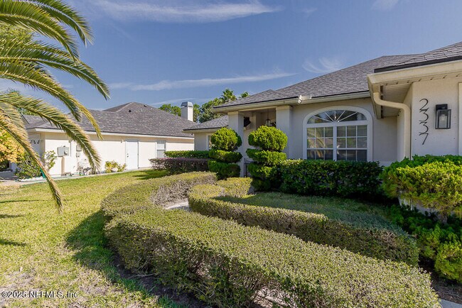 Building Photo - 2337 Matheson Dr