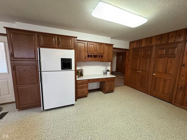 Building Photo - 2010 N 675 E