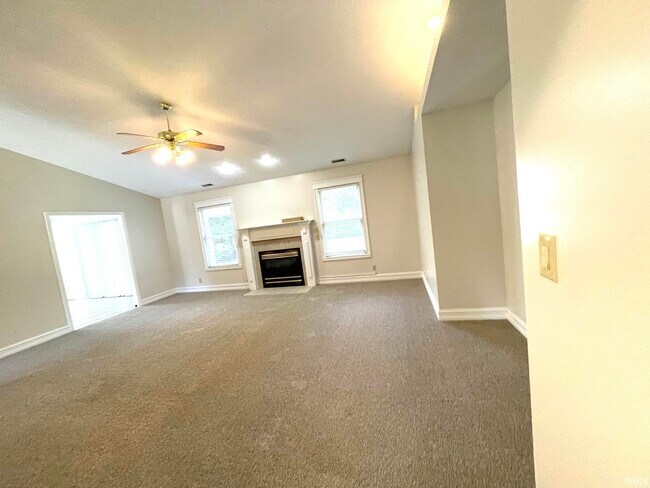 Building Photo - 1622 Stonevalley Ct