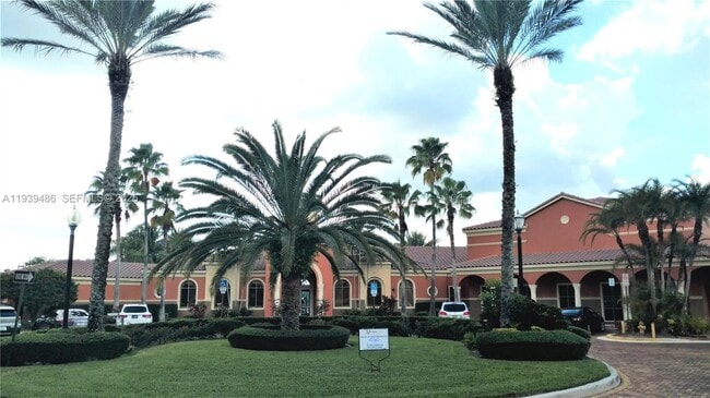 Building Photo - 4404 SW 160th Ave