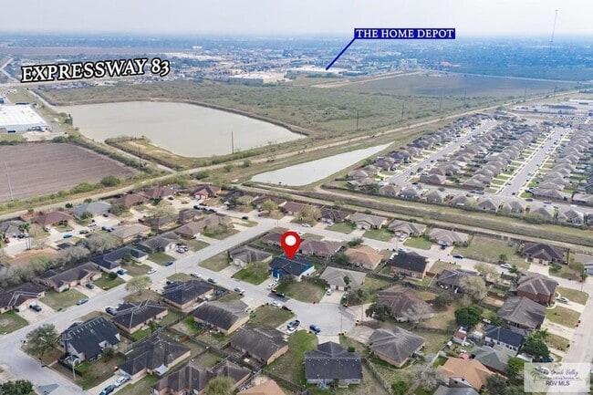 Building Photo - 1307 Lily Ln