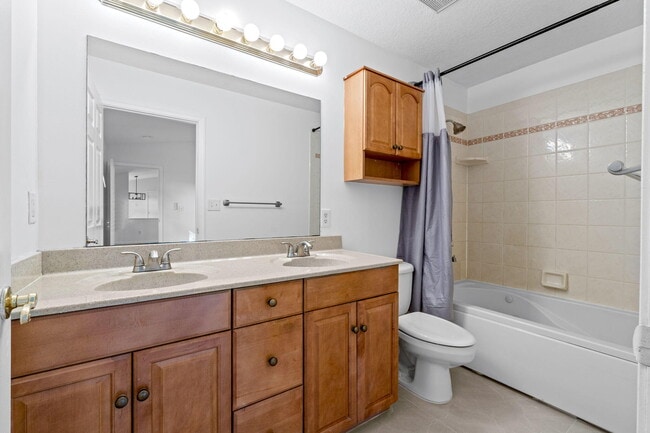 Building Photo - 11989 Persimmon Blvd