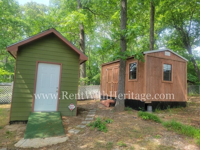 Building Photo - WOW! FANTASTIC RANCH TOTALLY UPDATED - LIKE BRAND NEW WITH ALL THE UPGRADES / ATTENTION TO DETAIL...