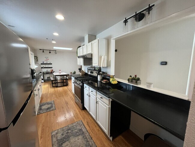 Building Photo - Charming 3 bedroom, 2 bathroom home for rent in Granite Bay, CA!