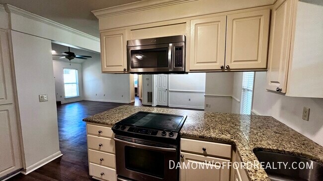 Building Photo - 120 Bellegrove Cir