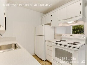 Building Photo - 12520 SW Gem Ln