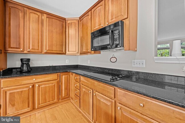 Building Photo - 2229 Potomac Club Pkwy