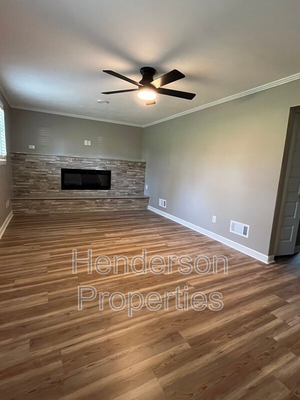 Building Photo - 5906 Colchester Pl