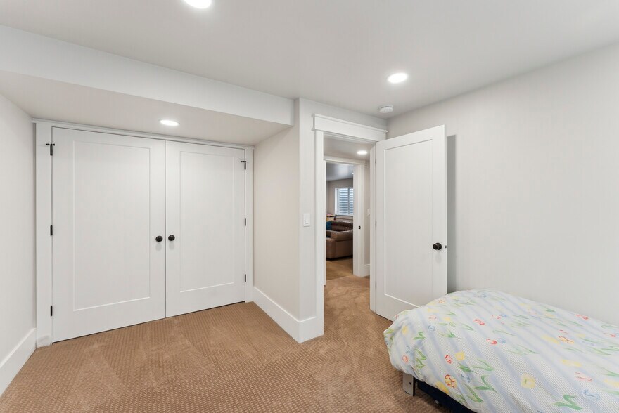 Downstairs bedroom 2 - 1044 E Wood Ave