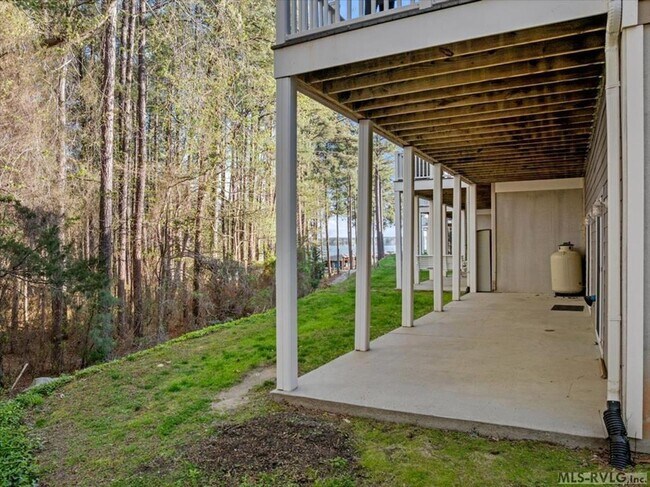 Building Photo - 164 Sandy Cove Dr