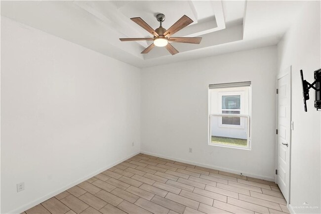 Building Photo - 12 W Marlin St