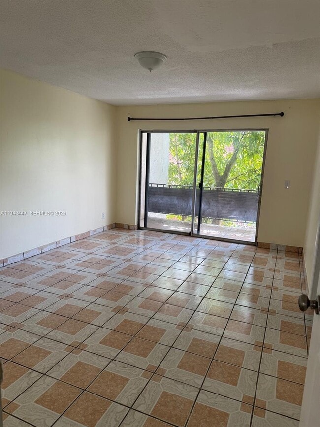 Building Photo - 15163 NE 6th Ave