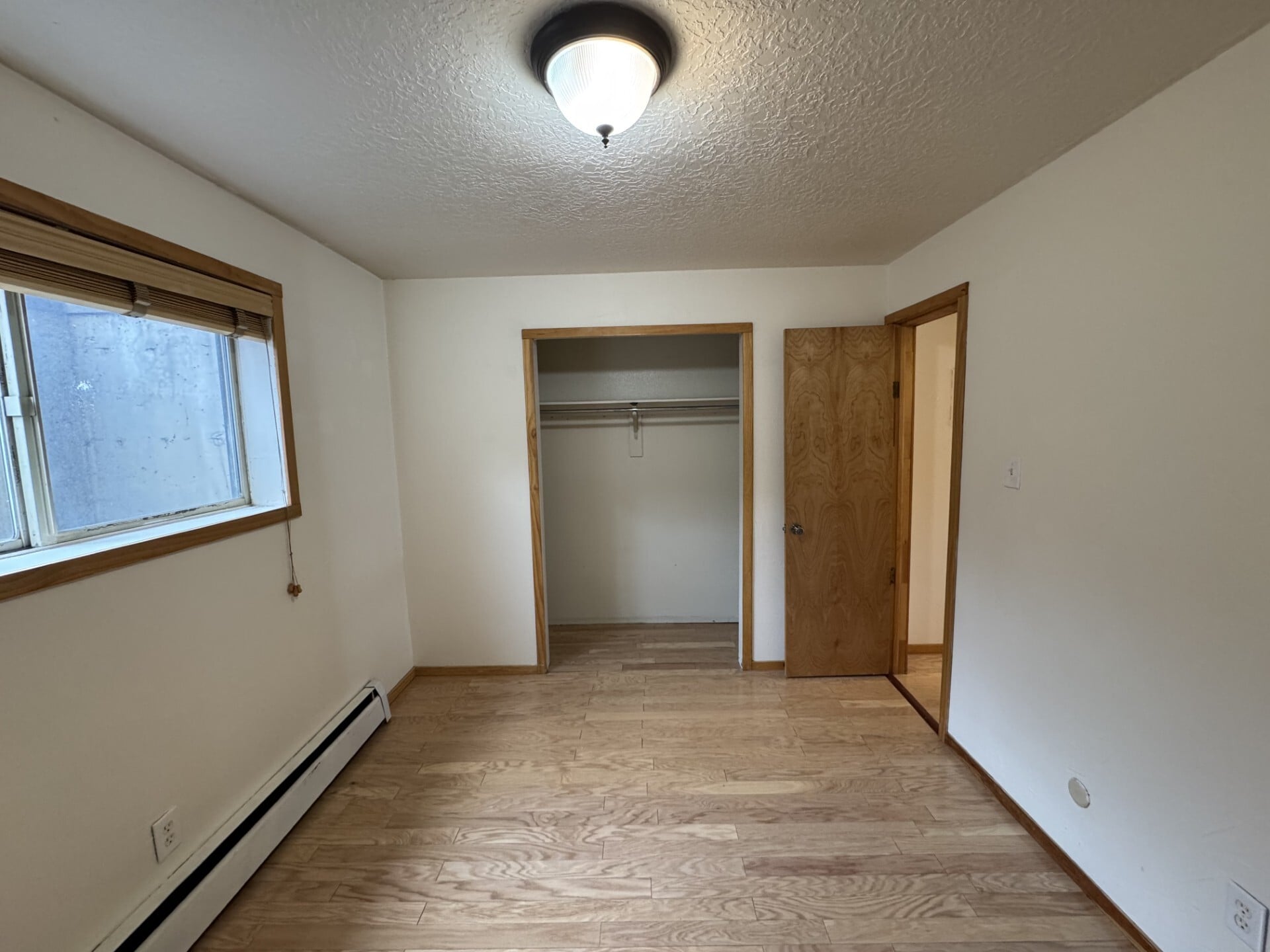 Building Photo - 1033 Straight Creek Dr