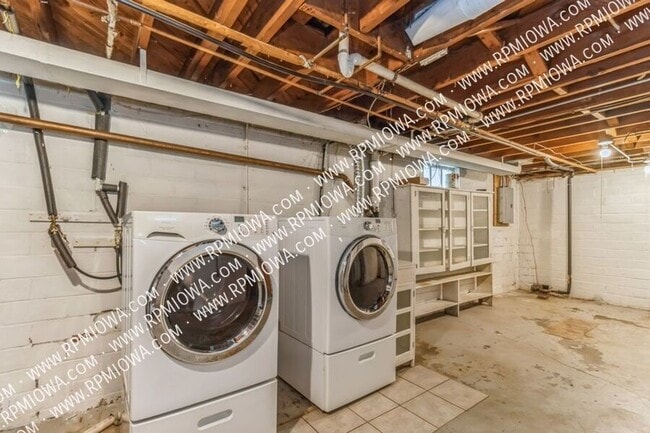 Building Photo - 1626 Northwest Dr