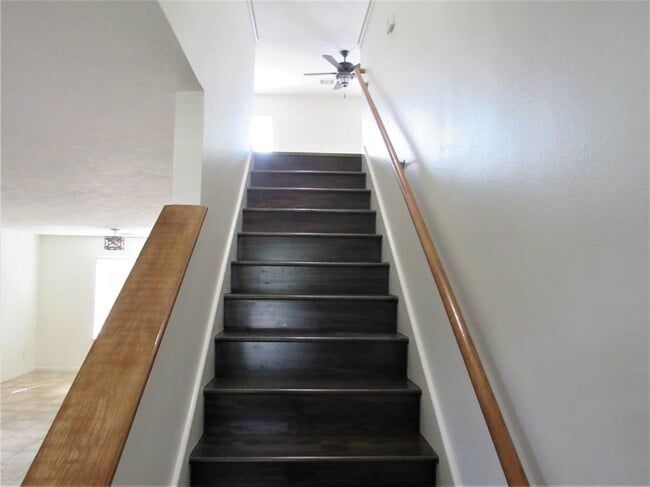 Building Photo - 18822 Timber Way Dr