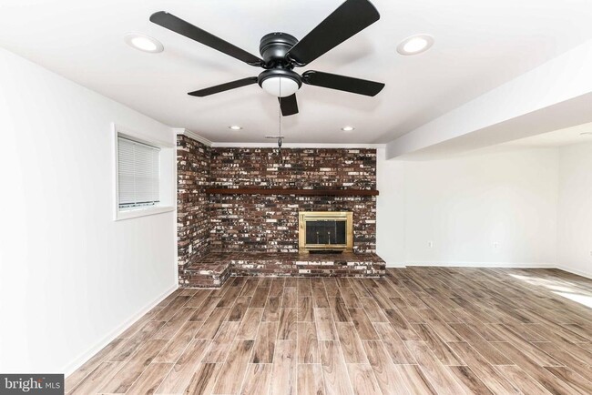 Building Photo - 1020 S Hoga Rd