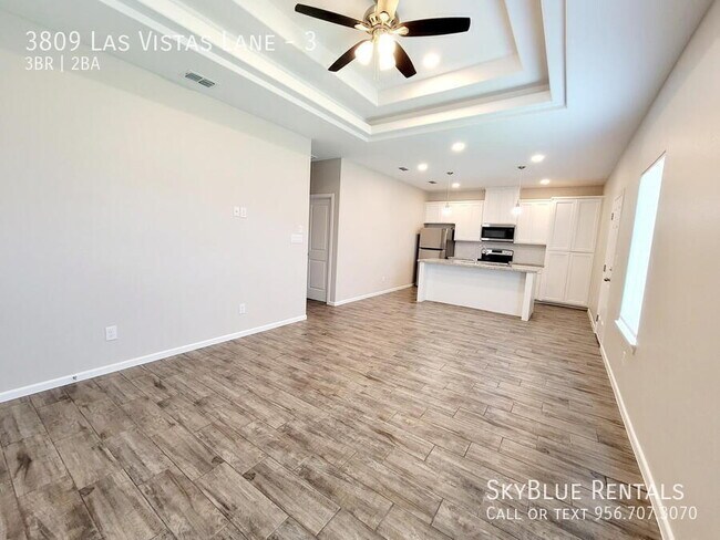 Building Photo - 3809 Las Vistas Ln