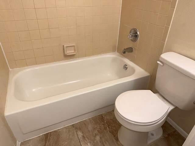 Building Photo - 5420 SE 30th Pl