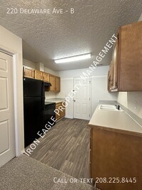 Building Photo - 220 Delaware Ave