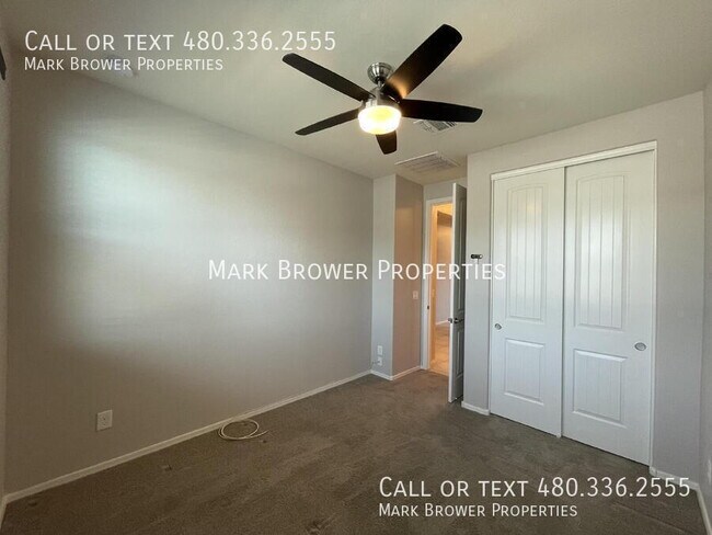 Building Photo - 18422 W Ida Ln