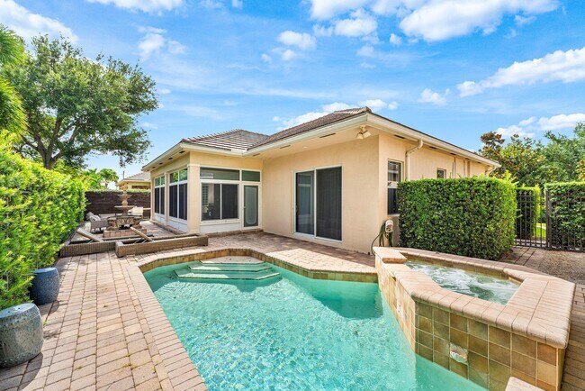 Building Photo - 2068 Wightman Dr