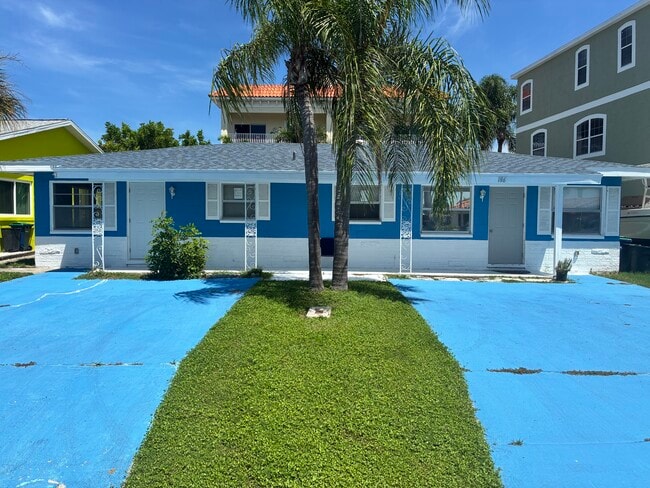 Building Photo - 186 175th Terrace Dr E