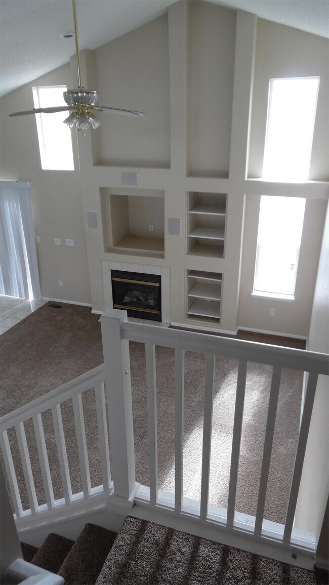 Building Photo - 5831 Instone Cir