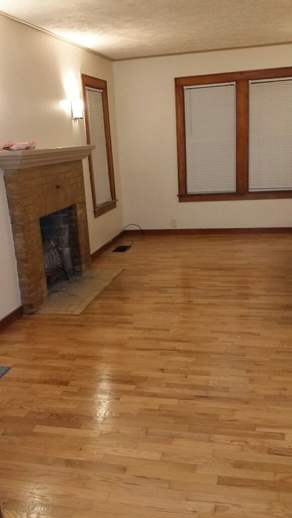 Building Photo - 2718 S Nebraska St