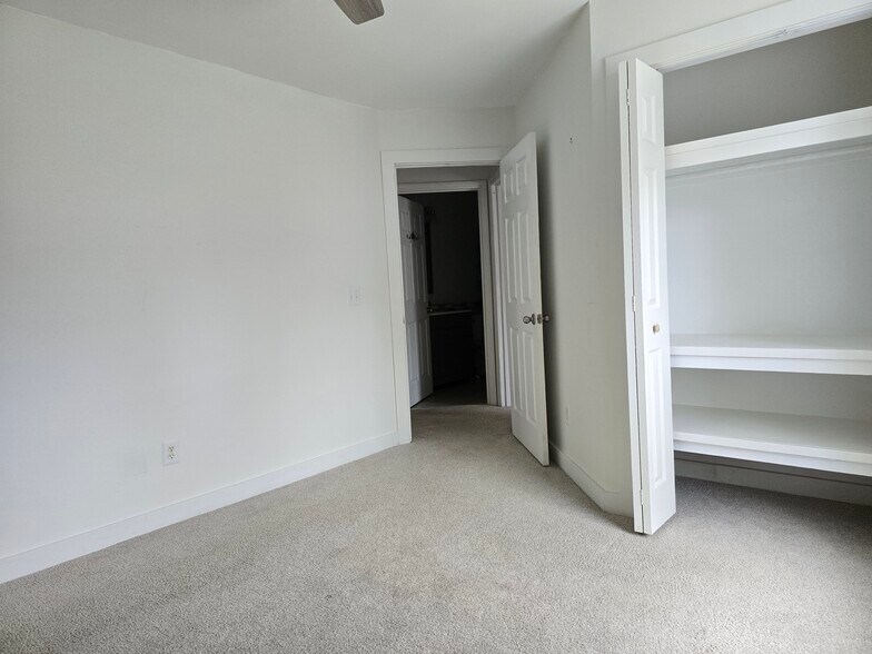 3rd Bedroom - 2169 Saint Martins Dr W