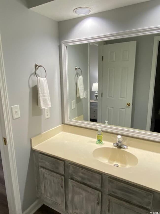 Building Photo - 4107 Pinehurst Cir