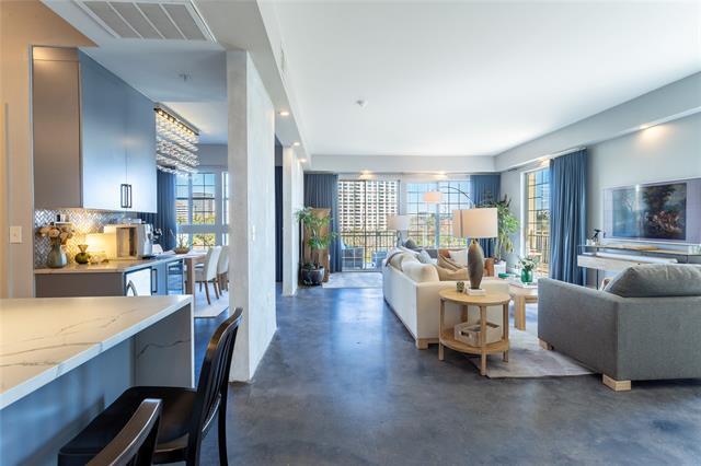 Building Photo - 3225 Turtle Creek Blvd Blvd