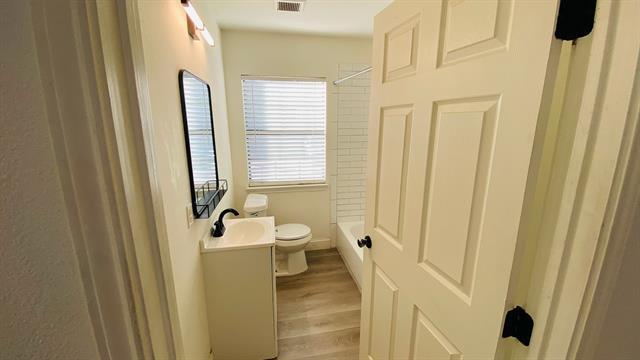 Building Photo - 5003 Bryan St