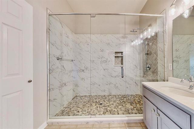Building Photo - 7809 Enchanted Isle Dr
