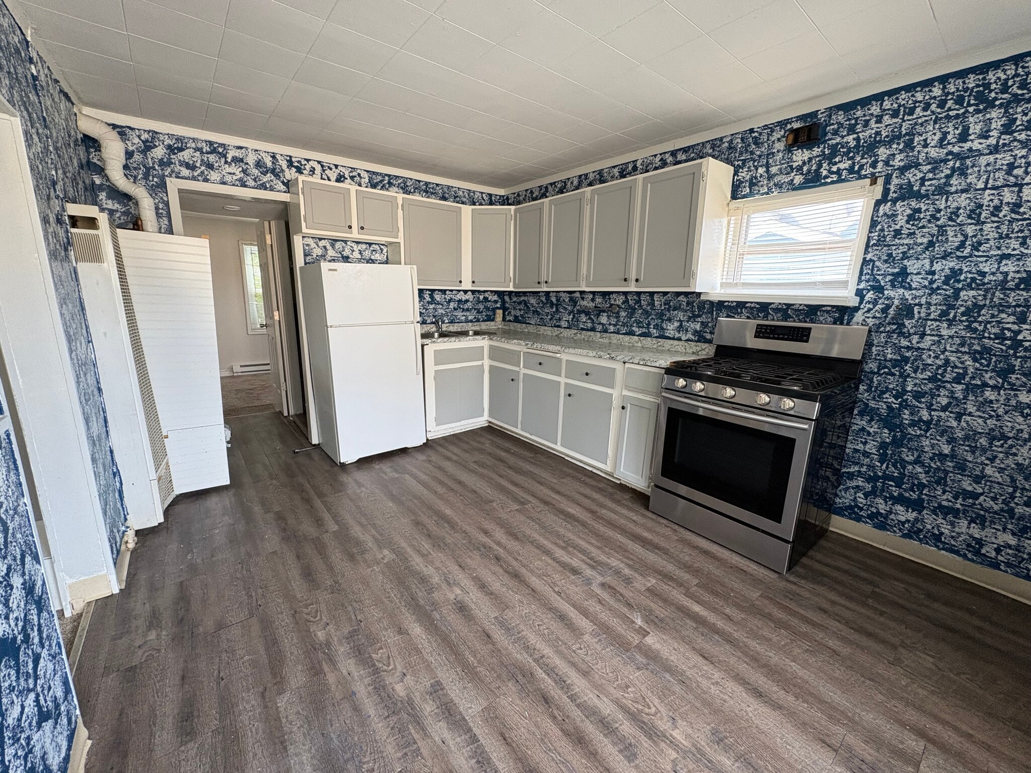 Building Photo - 5715 W Mitchell St