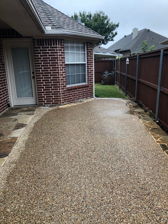 Building Photo - 4835 Stetson Dr N