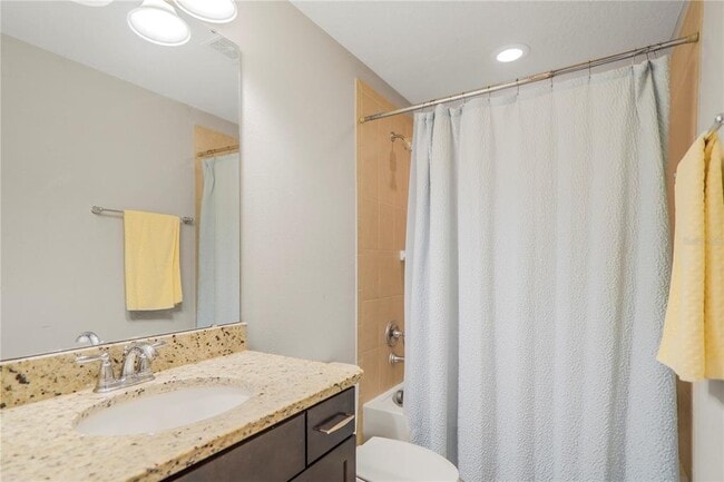 Building Photo - 7245 Half Moon Lake Dr