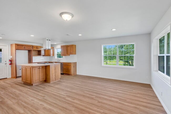 Building Photo - 241 Hebert Camp Rd