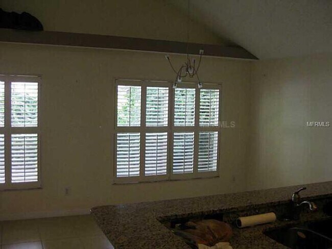Building Photo - UCF Area 4 bedrooms/2.5 baths with 2 Car Garage on a Cul-De-Sack