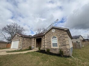 Building Photo - 12 Timberside Cove